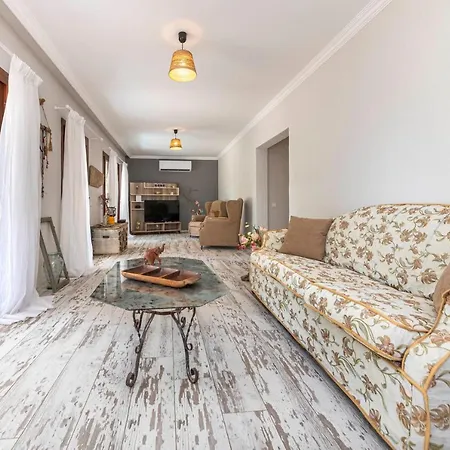 Enchanting House With Impressive Interior Design Surrounded By Nature In Bodrum *